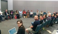 a packed room at DrupalCon Los Angeles for the Drupal 4 Libraries BoF